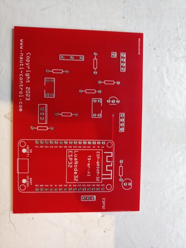 standalone PCB for Raymarine /Autohelm remote control project.