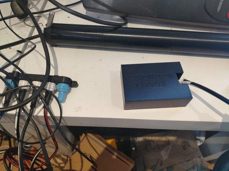 How to Add Wireless Remote Control to Raymarine SeaTalk Autopilots ...